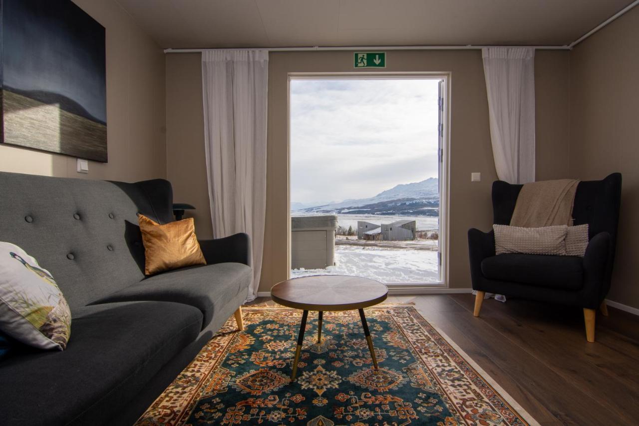 Viking Cottages & Apartments อาคูเรย์รี ภายนอก รูปภาพ